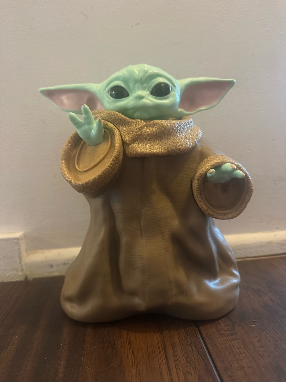 Star Wars Grogu Ceramic Accent Figure in Green and Brown